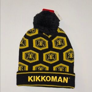 NWT Hot Topic Mad Engine KIKKOMAN Black and Yellow Beanie Hat Fan Fav Unique